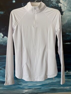 NWT UPF50+ White Quarter Zip